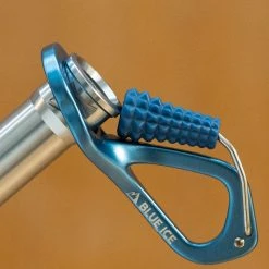 Ice Climbing Blue Ice Aero Lite Ice Screw