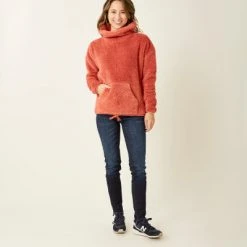 Carve Designs Women's Roley Cowl